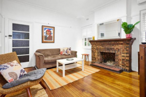 Cozy 1 Bedroom Retreat in St Kilda